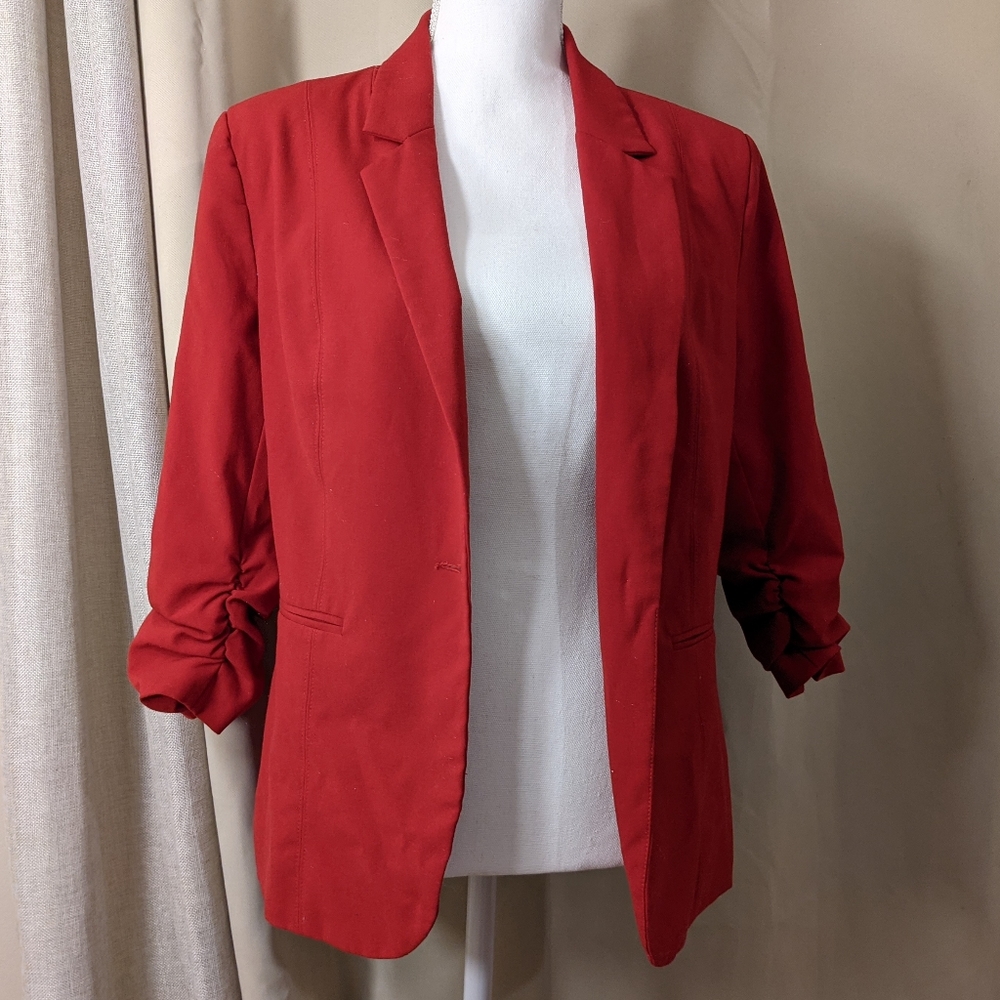 Red Blazer w Ruched Sleeves